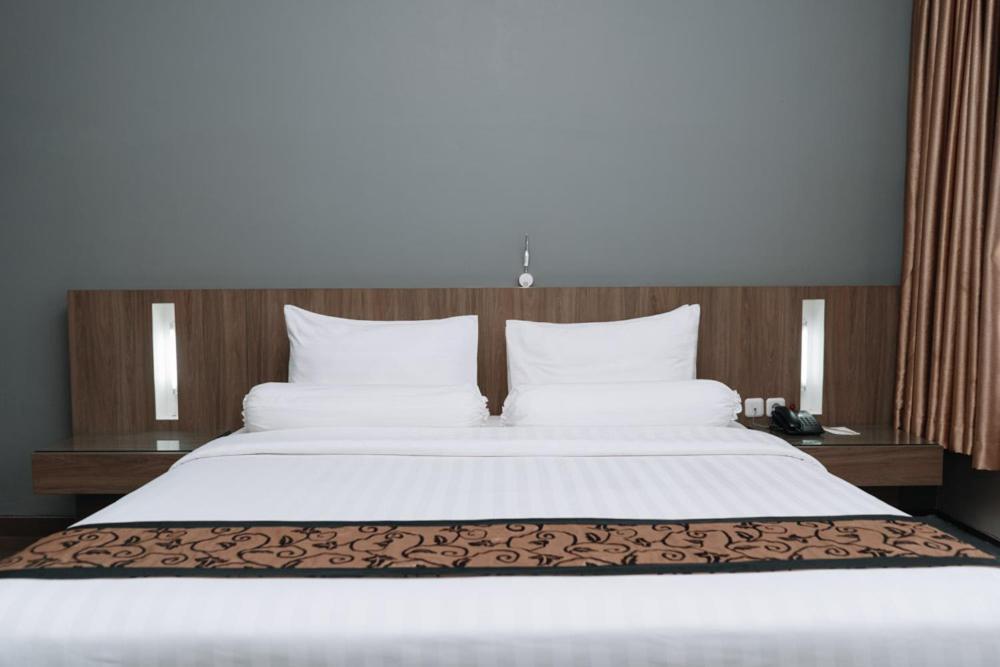 Anugrah Hotel Sukabumi Zewnętrze zdjęcie