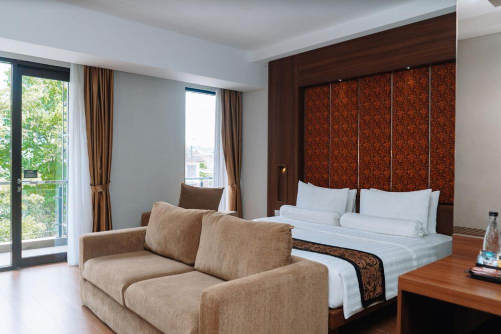 Anugrah Hotel Sukabumi Zewnętrze zdjęcie