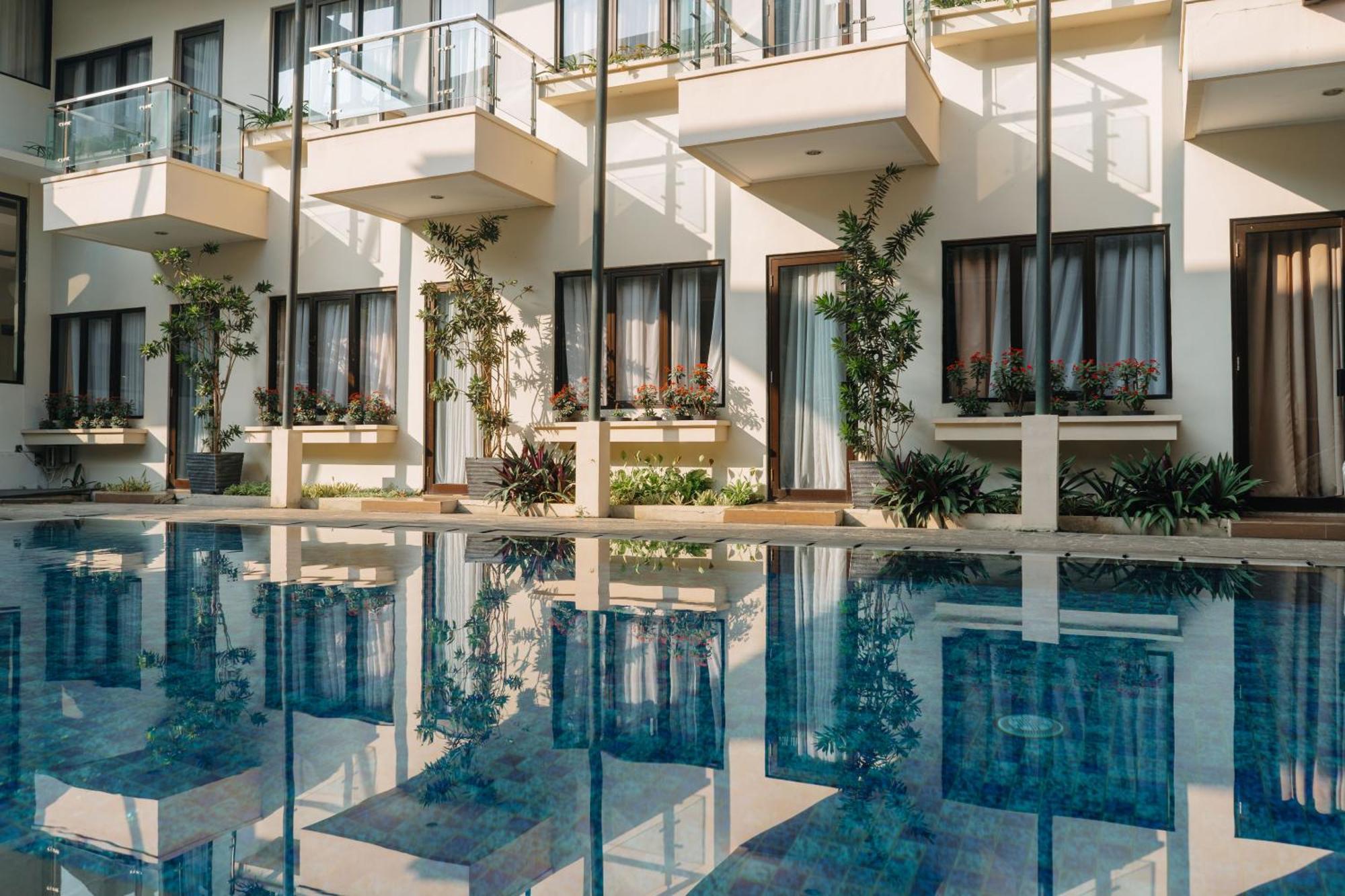 Anugrah Hotel Sukabumi Zewnętrze zdjęcie