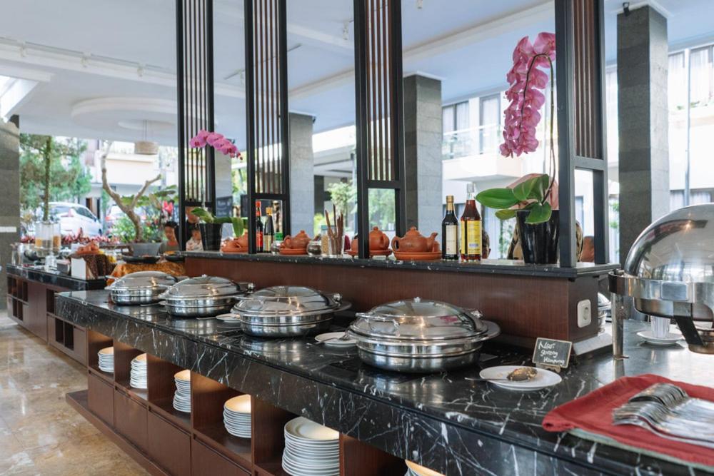 Anugrah Hotel Sukabumi Zewnętrze zdjęcie
