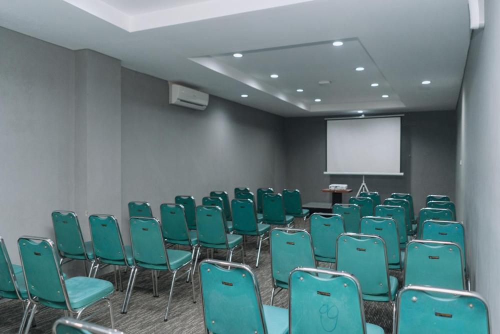 Anugrah Hotel Sukabumi Zewnętrze zdjęcie