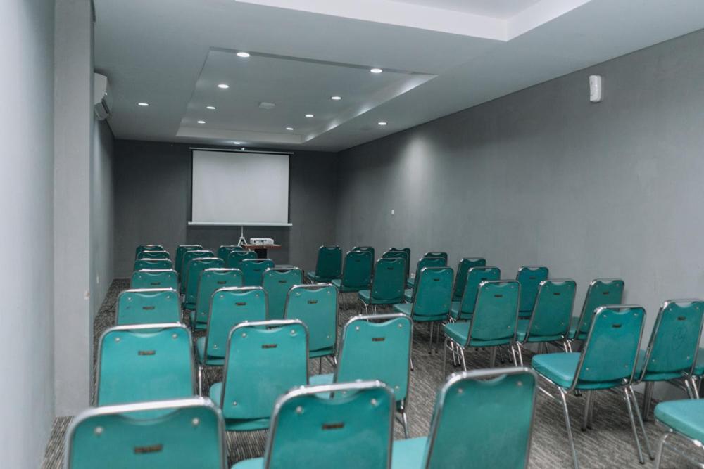 Anugrah Hotel Sukabumi Zewnętrze zdjęcie